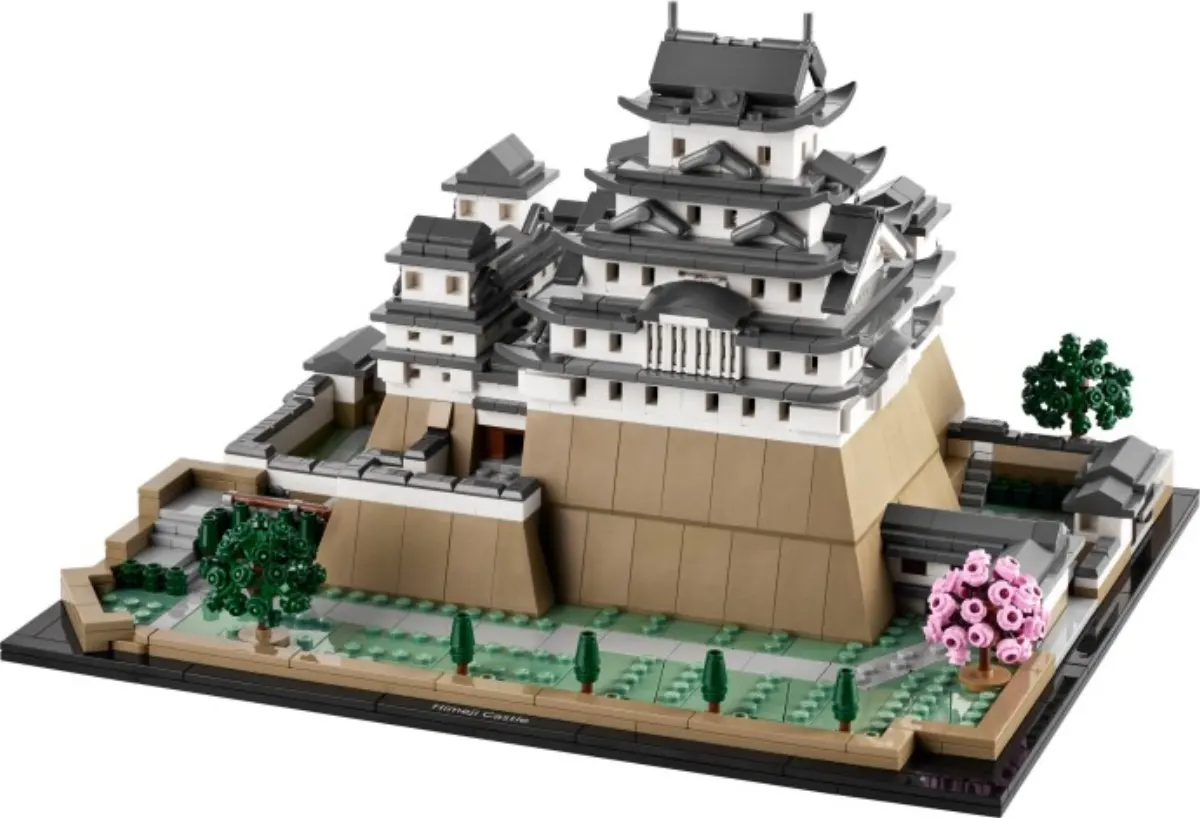 Himeji Castle set photo