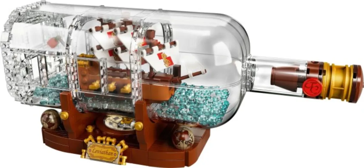 Ship in a Bottle set photo
