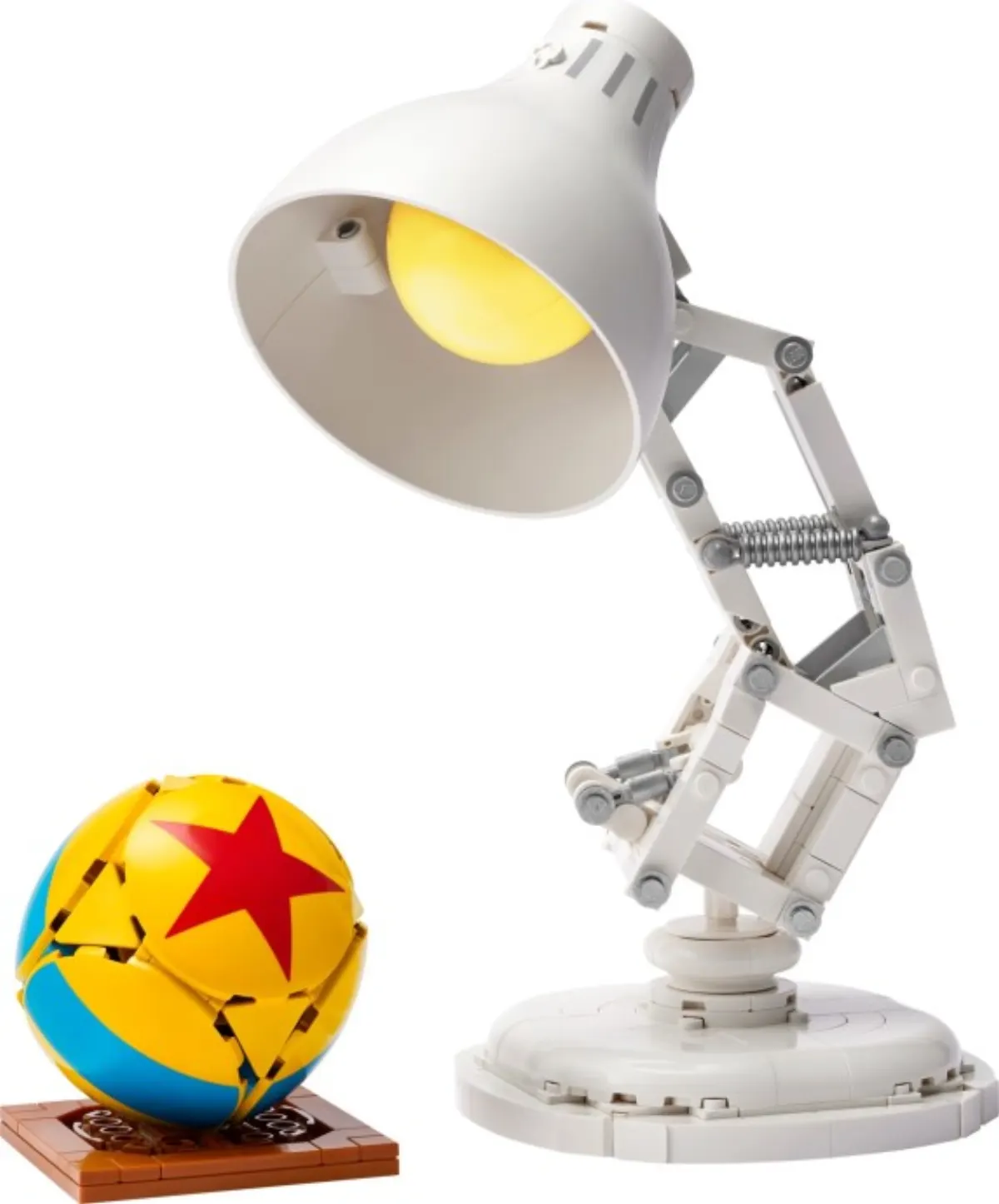 Disney Pixar Luxo Jr. set photo