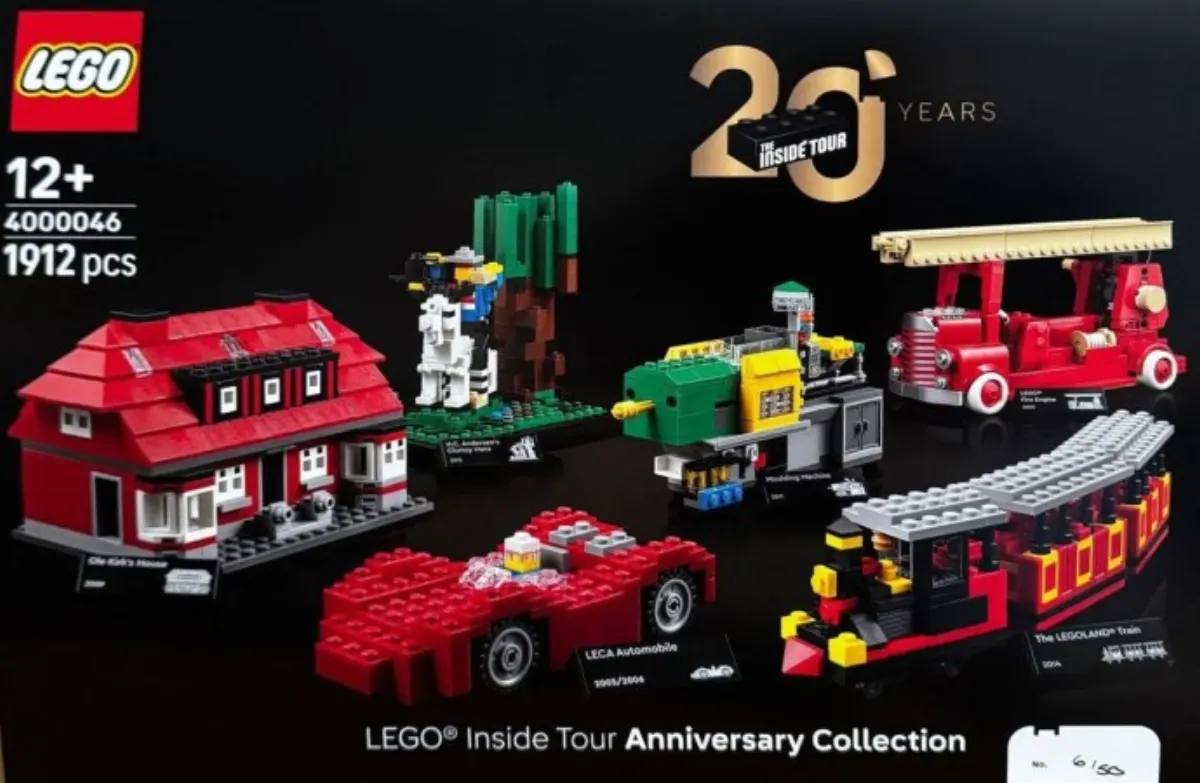 LEGO Inside Tour Anniversary Collection set photo