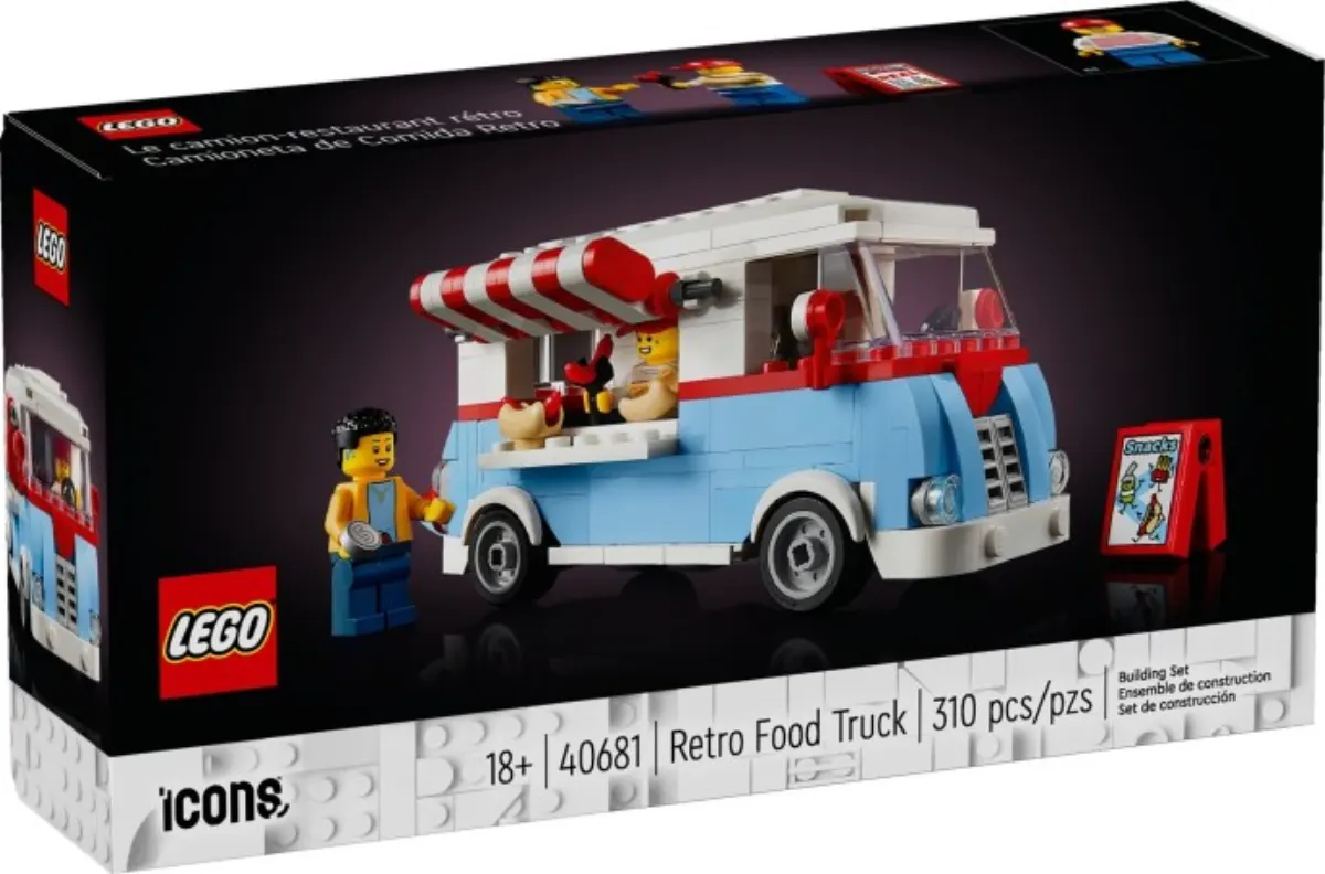 Retro Food Truck set photo
