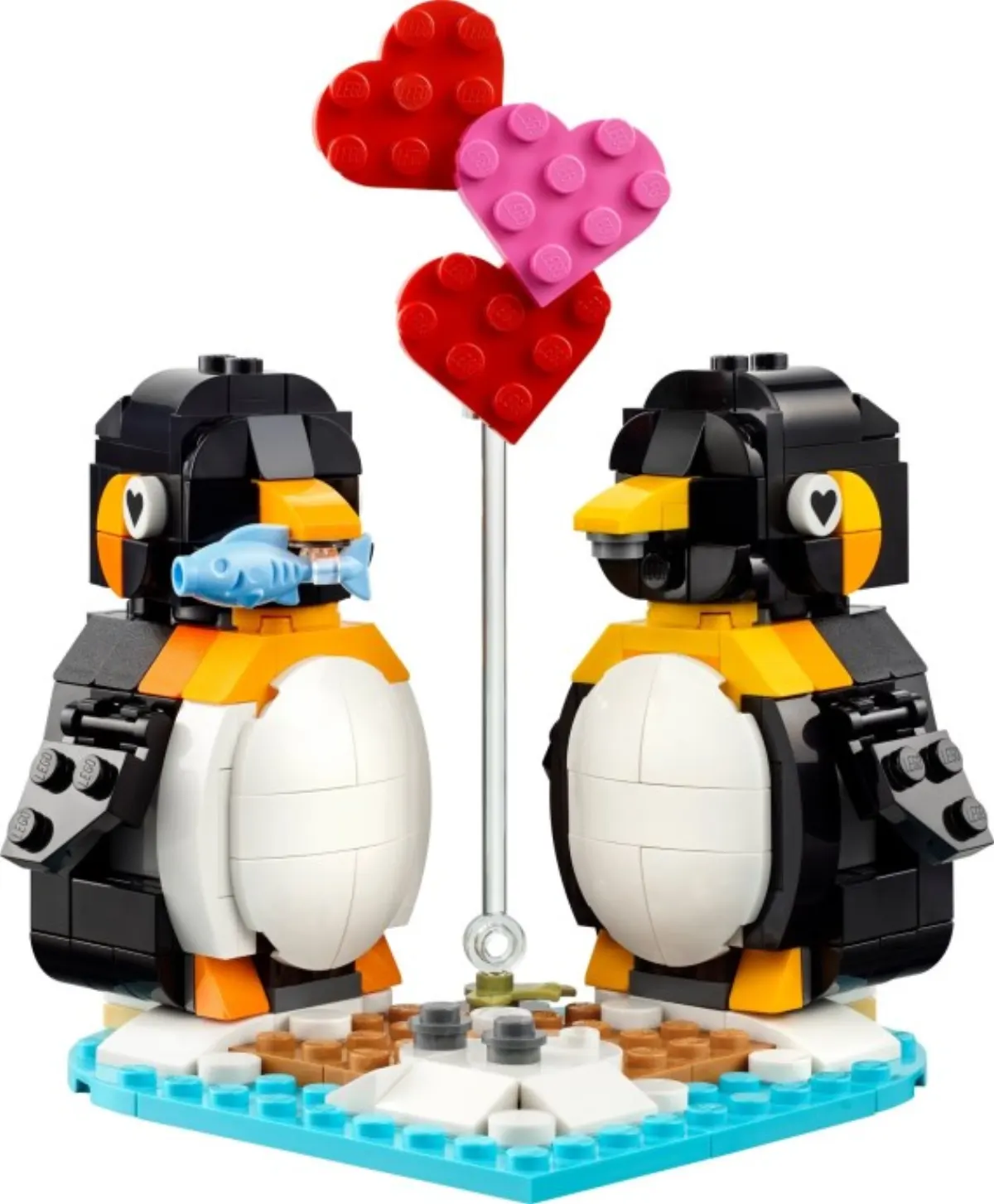 Penguins in Love set photo