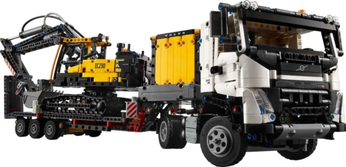Volvo FMX Truck & EC230 Electric Excavator set photo