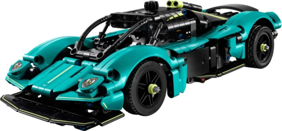 Aston Martin Valkyrie set photo