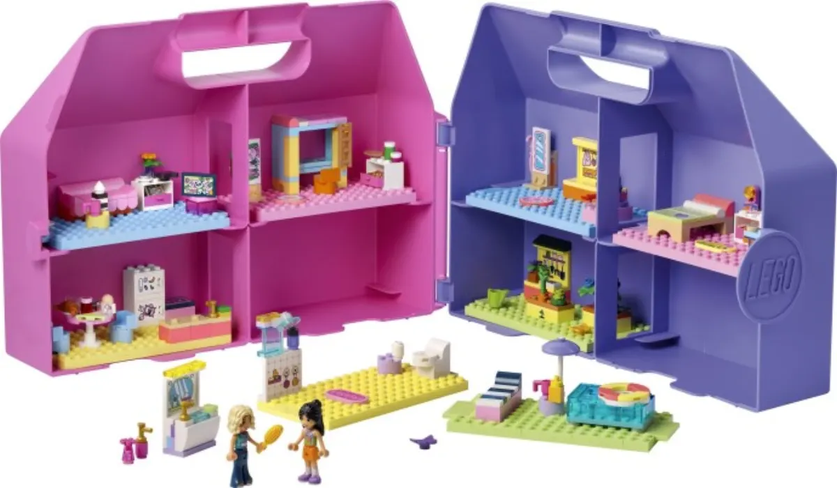 Creative Dollhouse Suitcase set photo