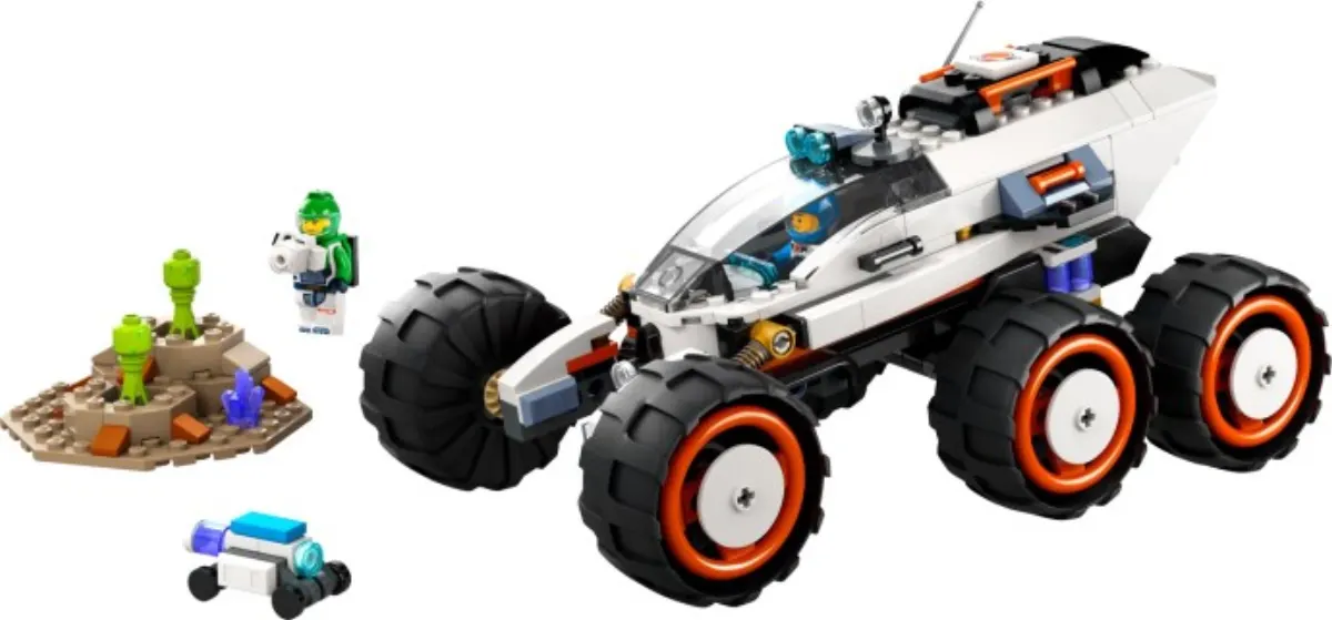 Space Explorer Rover and Alien Life set photo