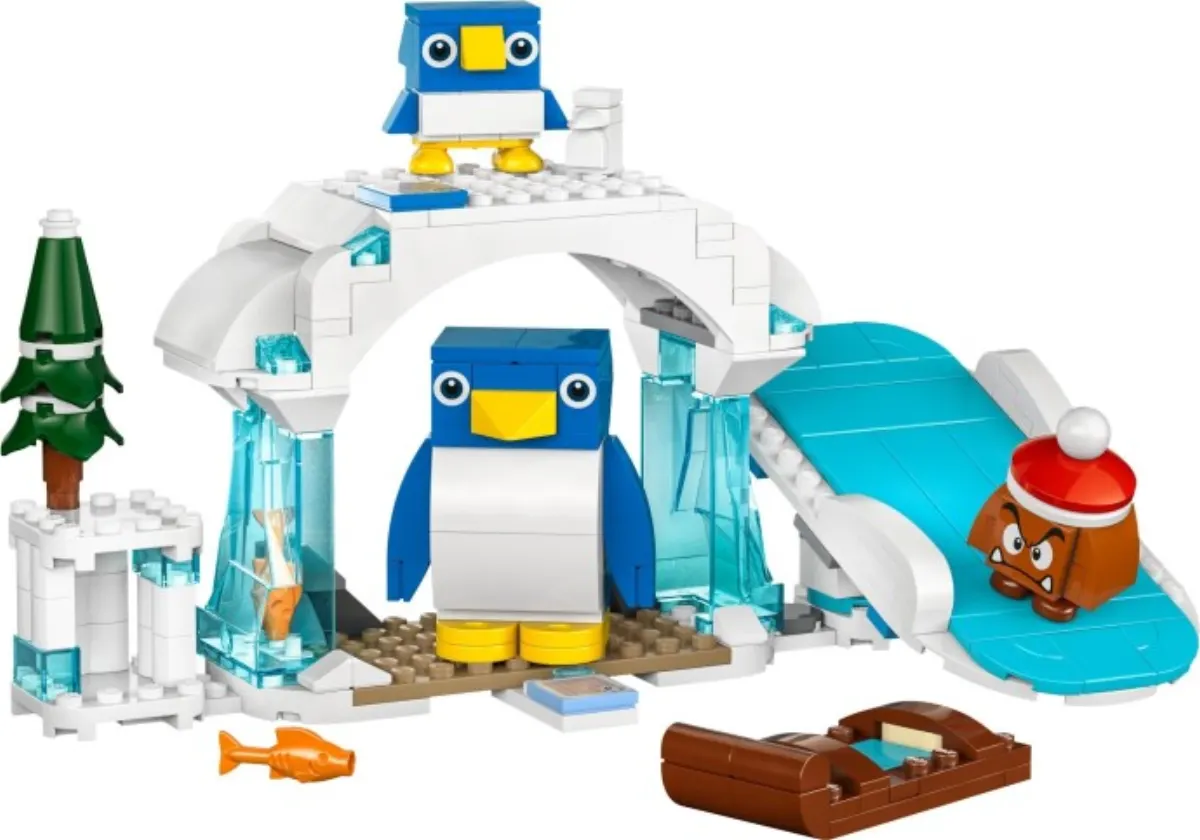Penguin Family Snow Adventure Expansion Set set photo
