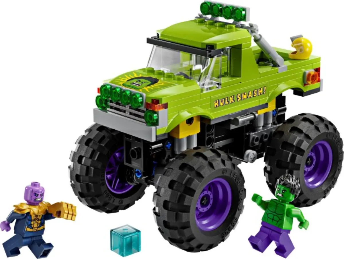 The Hulk Truck vs. Thanos set photo