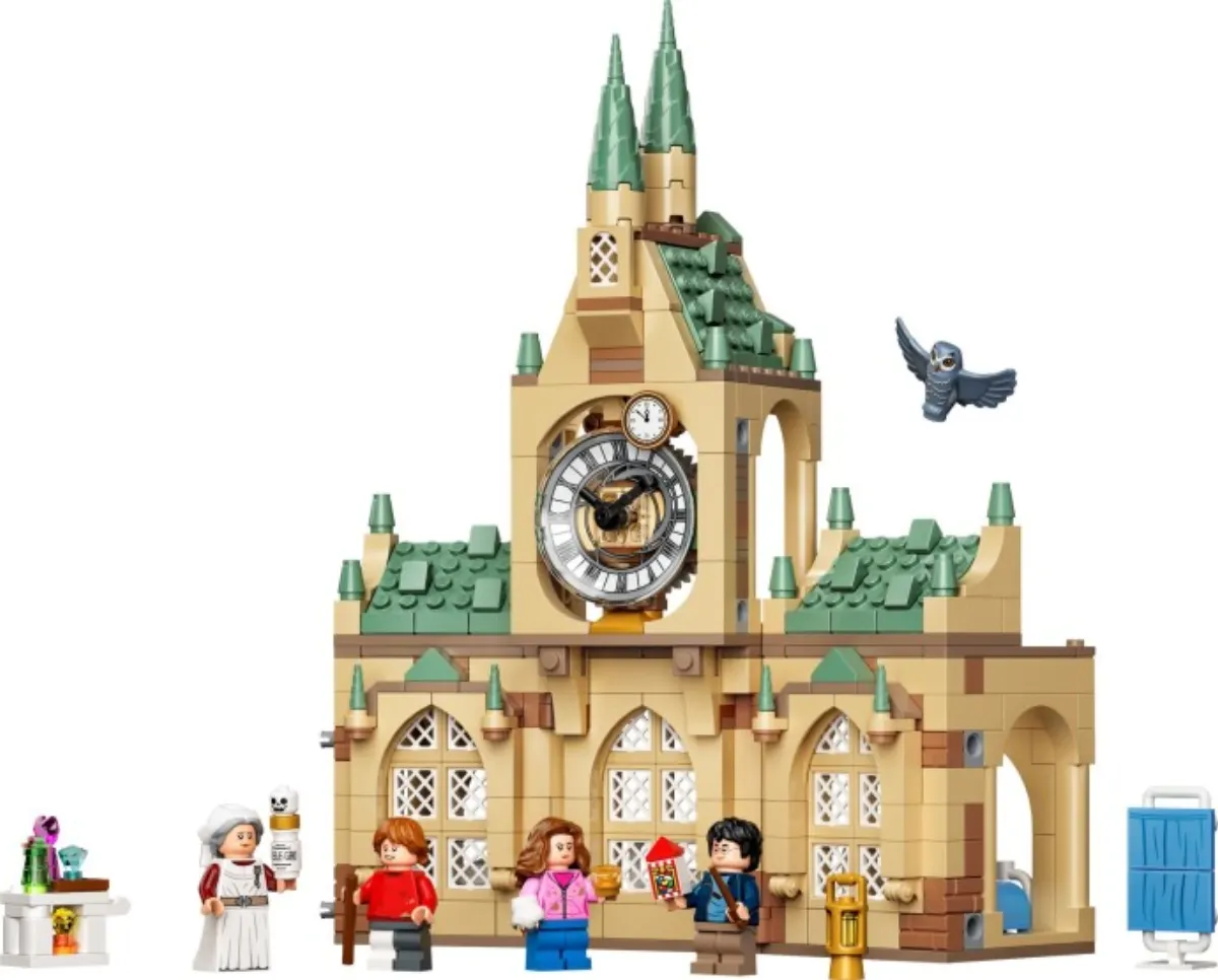 Hogwarts Hospital Wing set photo
